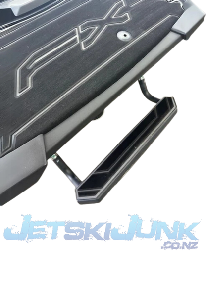 Yamaha FX Complete Boarding Step